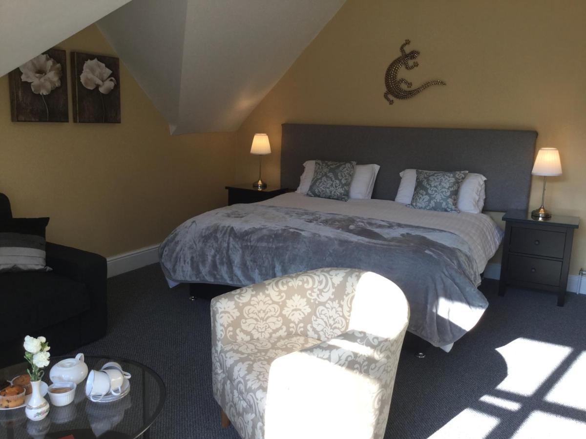 Elton Guest House Грейндж-овер-Сандс Экстерьер фото